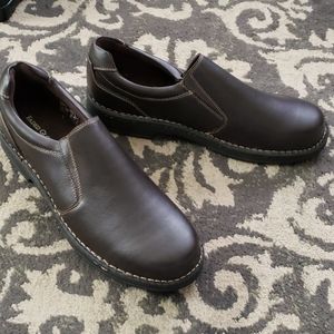 NWT Faded Glory slipons